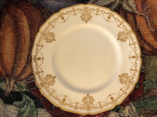 Royal doulton dinner plate - royal,