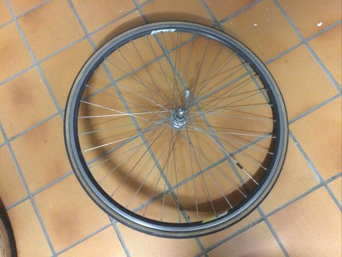Ancienne roue jante 700 - jante,