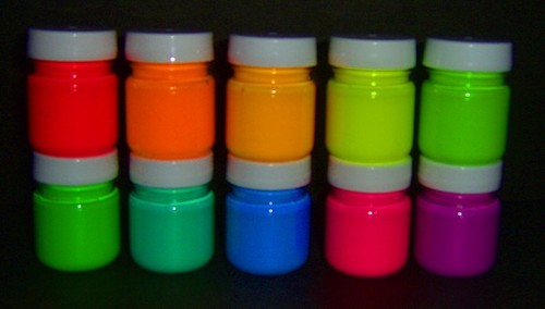 Réactif aux blacklight - aux,