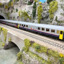 3 voitures, I6 A9, I10 Bistro et I6 B11, "livrée Memling", SNCB, Ep. IVab - LSMO