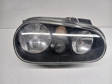 04HC04HR phare droit