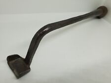 Ancien outil boutoir de