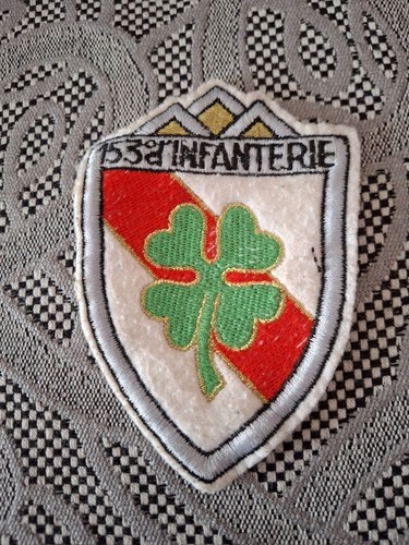 écusson militaire 153 - Écusson, d