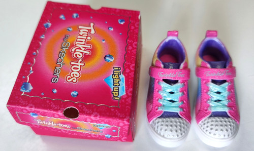 Chaussures miniatures baskets - miniatures,