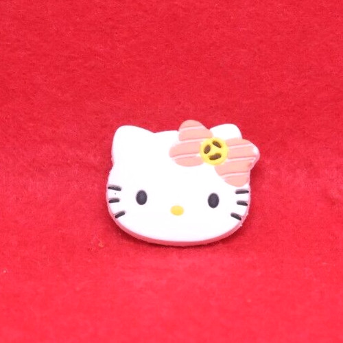 Badge hello kitty kura - kitty,