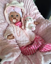 Bébé reborn fille tout silicone 