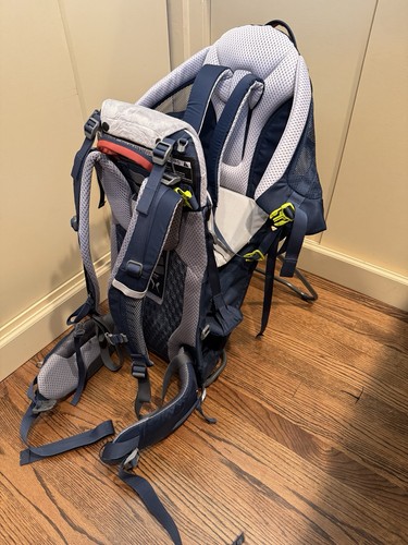 Brand new deuter kid - new, comfort