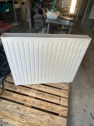 Radiateur eau chaude - radiateur, 900x750
