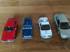 Lot 4 Renault R30, R4