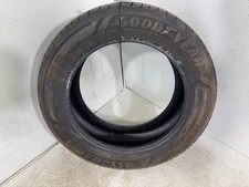 P215/60R17 Goodyear Assurance MaxLife 96 H Used Tire - 9/32