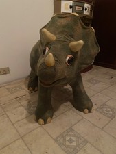 Playskool & Hasbro: Kota My Triceratops 2007 Electronic Talking Dinosaur.