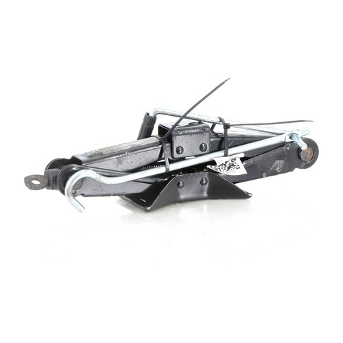 Cric infiniti qx30 - cric,