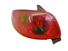 Feu arriere principal gauche