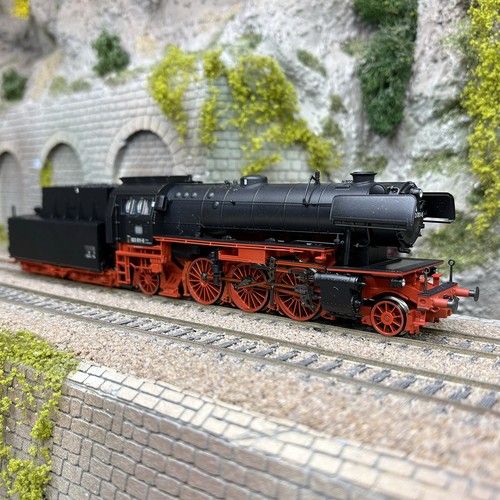 Locomotive vapeur 023 - à,
