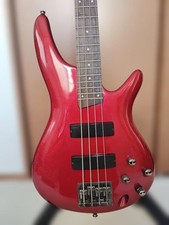 Guitare basse électrique