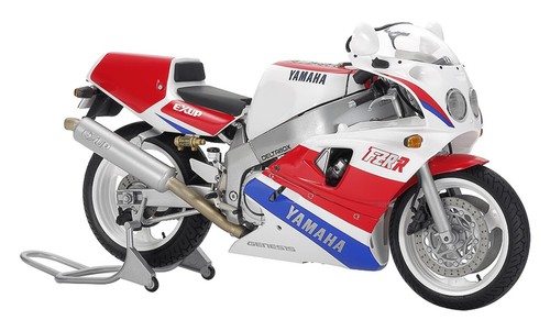 Maquette plastique yamaha - maquette,