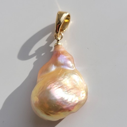 Pendentif jaune 18ct - or,