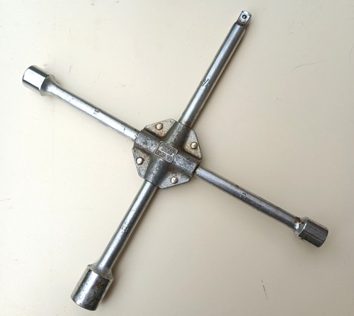 Clé roue croix facom - clé,