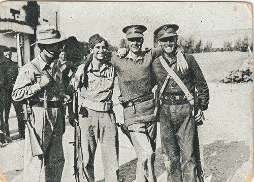 Militaire quatre - g.b-, militaire,