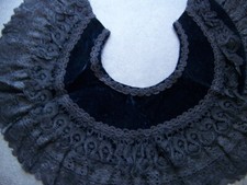 ANCIEN GRAND COL DENTELLE ANCIENNE NOIRE DOUBLE SATIN - N 8