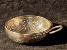 Taste vin en argent , poinçon