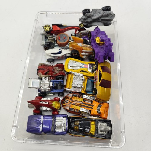 Lot voitures hot wheels - 16,