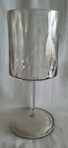 Verre pied facettes - À,