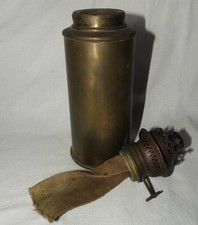 Lampe à pétrole ancienne