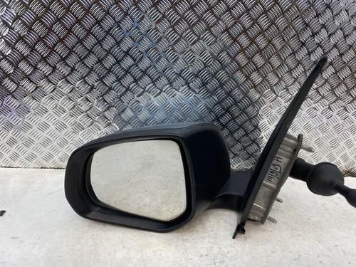 2010 nissan pixo left - 2010,