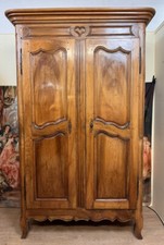 Armoire de mariage époque