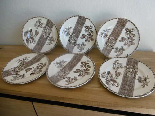 Six assiettes plates - assiettes, faience
