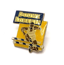 ✅Pin's Douwe Egberts Vintage