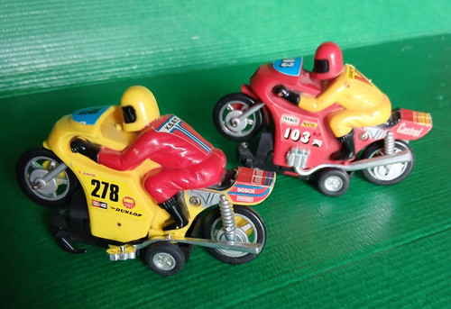 Moto circuit électrique - moto,