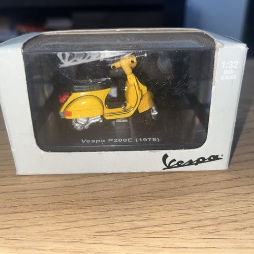 New ray vespa p200e 1978 - new,