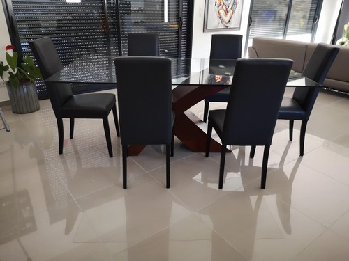 Table chaises salle à - table,