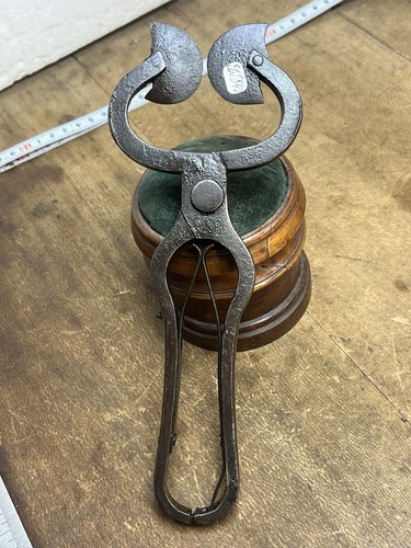 Outil ancien old - tool, pince