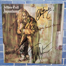 Jethro Tull | signed lp | 5 members | Aqualung