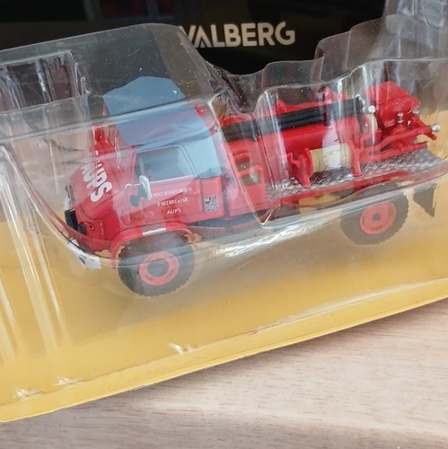 Unimog 1300 pompiers - u, rouge