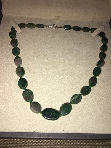 Collier perles jade ou - jade,