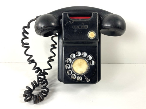 Vtg black bakelite kellogg - black,