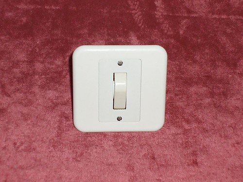 Interrupteur vient avec - et,