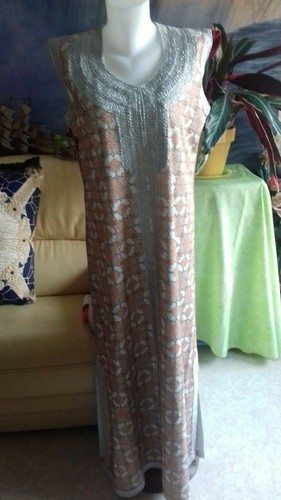 Robe orientale comme - neuve,