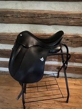 Bates Dressage mono flap innova model saddle 17’ seat