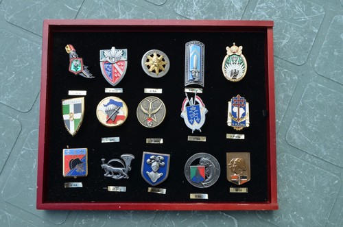 Plateau pucelles militaires - ,