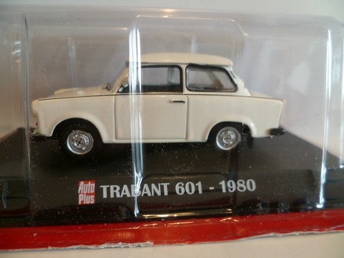 Trabant 601 blanche 1980 - 601, de