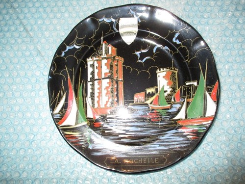 Assiette faïence noire - en,