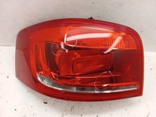 Feu arriere principal gauche