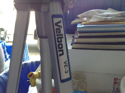 Velbon camera tri pod - velbon,