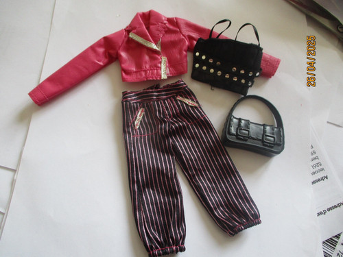 Tenue pour poupée barbie - poupée,