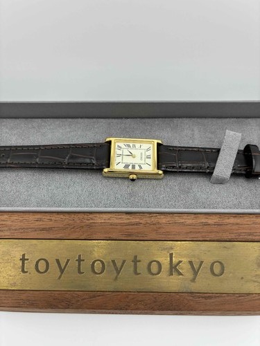 Montre unisexe à - (stock),